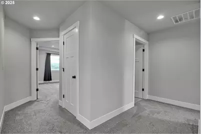 38249 Mulberry St, Sandy, OR 97055 - Photo 26