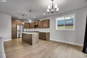 38249 Mulberry St, Sandy, OR 97055 - Photo 16