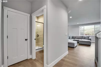 38249 Mulberry St, Sandy, OR 97055 - Photo 8