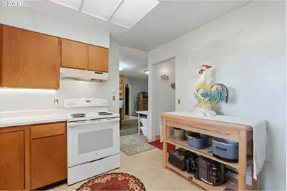 22975 NE Dayton Ave, Newberg, OR 97132 - Photo 24