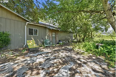 22975 NE Dayton Ave, Newberg, OR 97132 - Photo 14