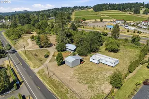 22975 NE Dayton Ave, Newberg, OR 97132 - Photo 4