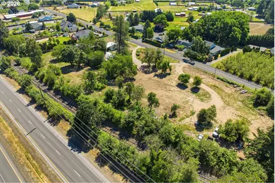 22975 NE Dayton Ave, Newberg, OR 97132 - Photo 2
