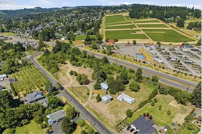 22975 NE Dayton Ave, Newberg, OR 97132 - Photo 8