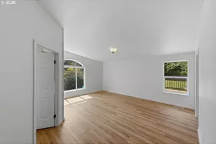 67752 Beaver Loop Rd, North Bend, OR 97459 - Photo 28