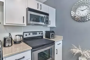 1125 NW 9th Ave, Portland, OR 97209 - Photo 14