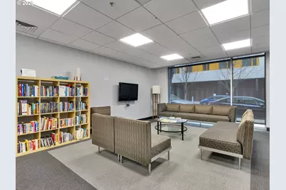 1125 NW 9th Ave #518, Portland, OR 97209 - Photo 32