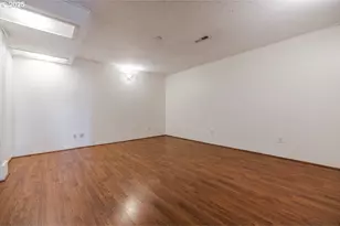 20900 SW Winema Dr, Tualatin, OR 97062 - Photo 22