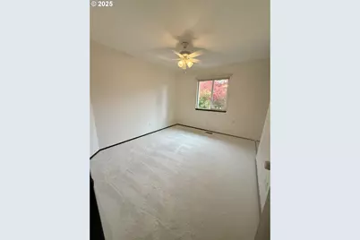 20900 SW Winema Dr, Tualatin, OR 97062 - Photo 18