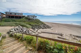 5540 Palisades Dr, Lincoln City, OR 97367 - Photo 38