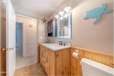 5540 Palisades Dr, Lincoln City, OR 97367 - Photo 16