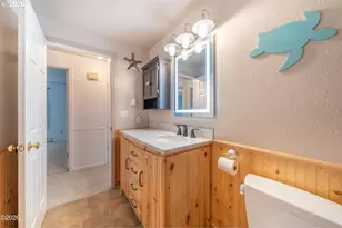 5540 Palisades Dr, Lincoln City, OR 97367 - Photo 16