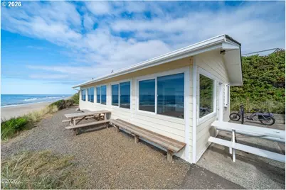 5540 Palisades Dr, Lincoln City, OR 97367 - Photo 36