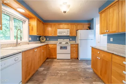 5540 Palisades Dr, Lincoln City, OR 97367 - Photo 12