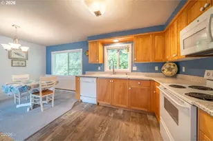 5540 Palisades Dr, Lincoln City, OR 97367 - Photo 14