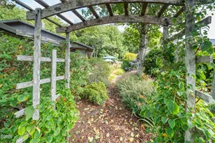5540 Palisades Dr, Lincoln City, OR 97367 - Photo 26