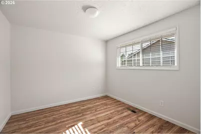 17040 SW Oak St, Beaverton, OR 97007 - Photo 28