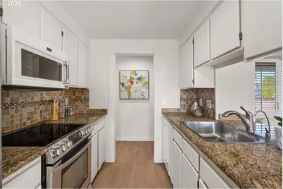 17040 SW Oak St, Beaverton, OR 97007 - Photo 14