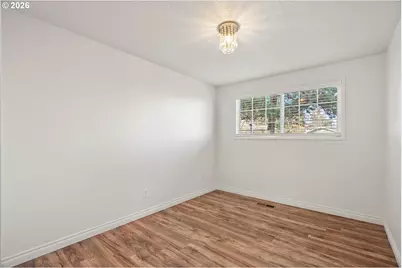 17040 SW Oak St, Beaverton, OR 97007 - Photo 26