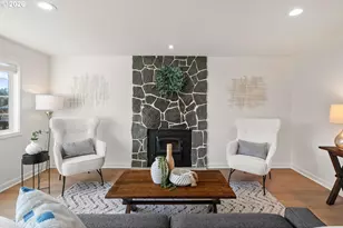 17040 SW Oak St, Beaverton, OR 97007 - Photo 8