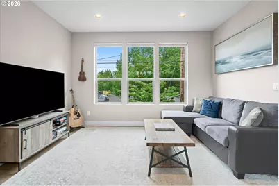 2885 NE Couch St, Portland, OR 97232 - Photo 28