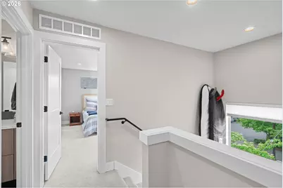 2885 NE Couch St, Portland, OR 97232 - Photo 24