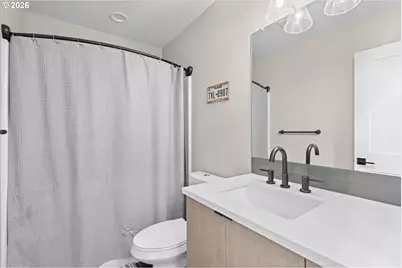 2885 NE Couch St, Portland, OR 97232 - Photo 16