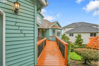 7705 SW 194th Ter, Beaverton, OR 97007 - Photo 2