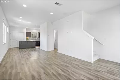 14090 SW Burlwood Ln, Beaverton, OR 97005 - Photo 16