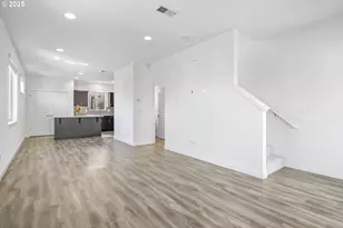 14090 SW Burlwood Ln, Beaverton, OR 97005 - Photo 16