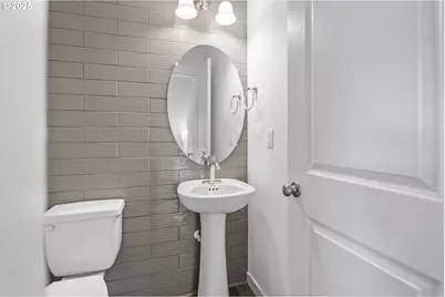 14090 SW Burlwood Ln, Beaverton, OR 97005 - Photo 18