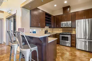 14090 SW Burlwood Ln, Beaverton, OR 97005 - Photo 32