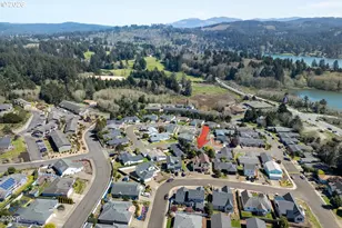 4625 NE Voyage Ave, Lincoln City, OR 97367 - Photo 34