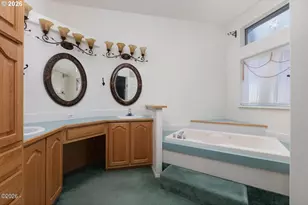 4625 NE Voyage Ave, Lincoln City, OR 97367 - Photo 22