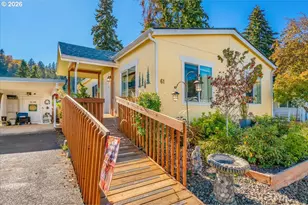 1307 S Water St, Silverton, OR 97381 - Photo 4