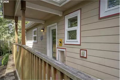 32 Easy St, Florence, OR 97439 - Photo 4