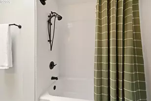 14907 SE Cedar Ave, Milwaukie, OR 97267 - Photo 14