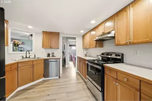 14907 SE Cedar Ave, Milwaukie, OR 97267 - Photo 8