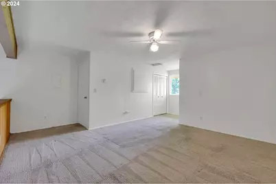 1511 Fetters Loop, Eugene, OR 97402 - Photo 16