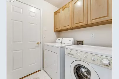 518 NW Willamette Ct, McMinnville, OR 97128 - Photo 18