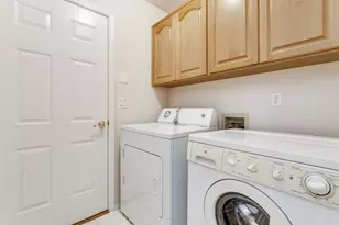 518 NW Willamette Ct, McMinnville, OR 97128 - Photo 18