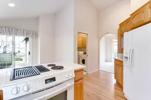 518 NW Willamette Ct, McMinnville, OR 97128 - Photo 14