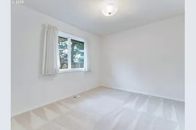 518 NW Willamette Ct, McMinnville, OR 97128 - Photo 22