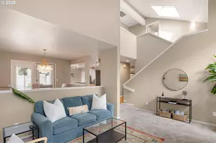 2084 Eastwood Ln, Eugene, OR 97401 - Photo 8