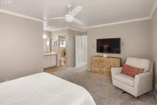 2084 Eastwood Ln, Eugene, OR 97401 - Photo 22