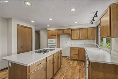 5077 SW 158th Ave, Beaverton, OR 97007 - Photo 4