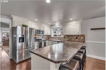 4460 Morfitt St, Hubbard, OR 97032 - Photo 12