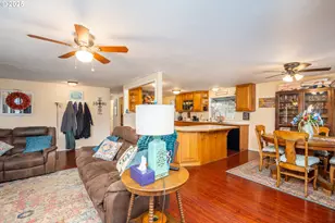 90948 Sunderman Rd, Springfield, OR 97478 - Photo 6