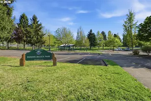 180 SW 3rd St, Dundee, OR 97115 - Photo 32