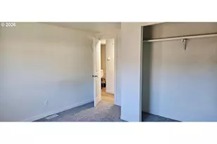 451 Lochaven Ave, Springfield, OR 97477 - Photo 12